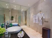 Villa Eshara III, Guest Bathroom